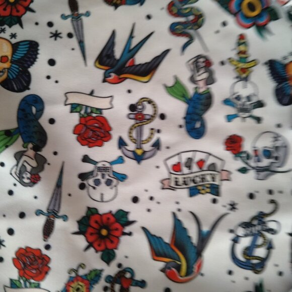 Jimmi Swim Women's Small Bikini Set Cover Up/Scrunchies Skulls Birds Roses NEW - Picture 11 of 12